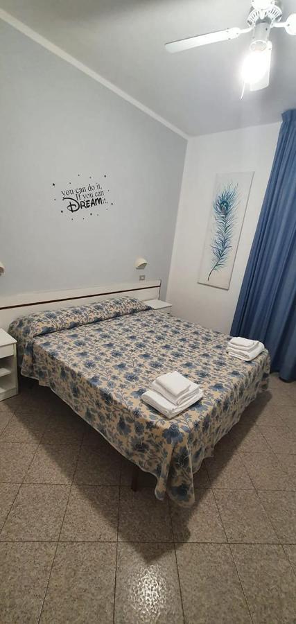 Hotel Franca 米萨诺阿德里亚蒂科 外观 照片