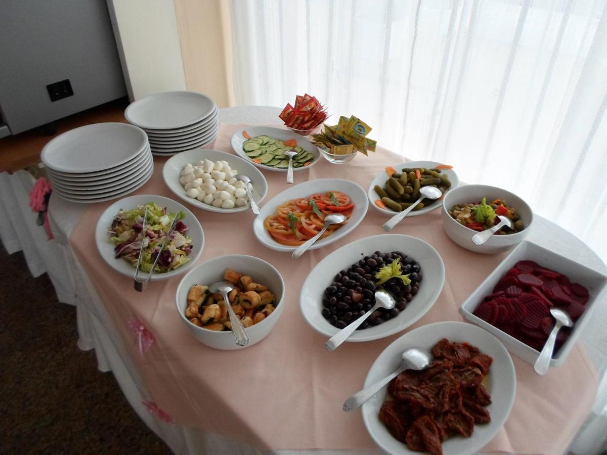 Hotel Franca 米萨诺阿德里亚蒂科 外观 照片